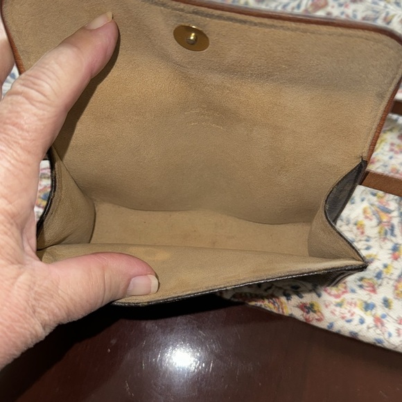 Louis Vuitton waist bag - Picture 7 of 9